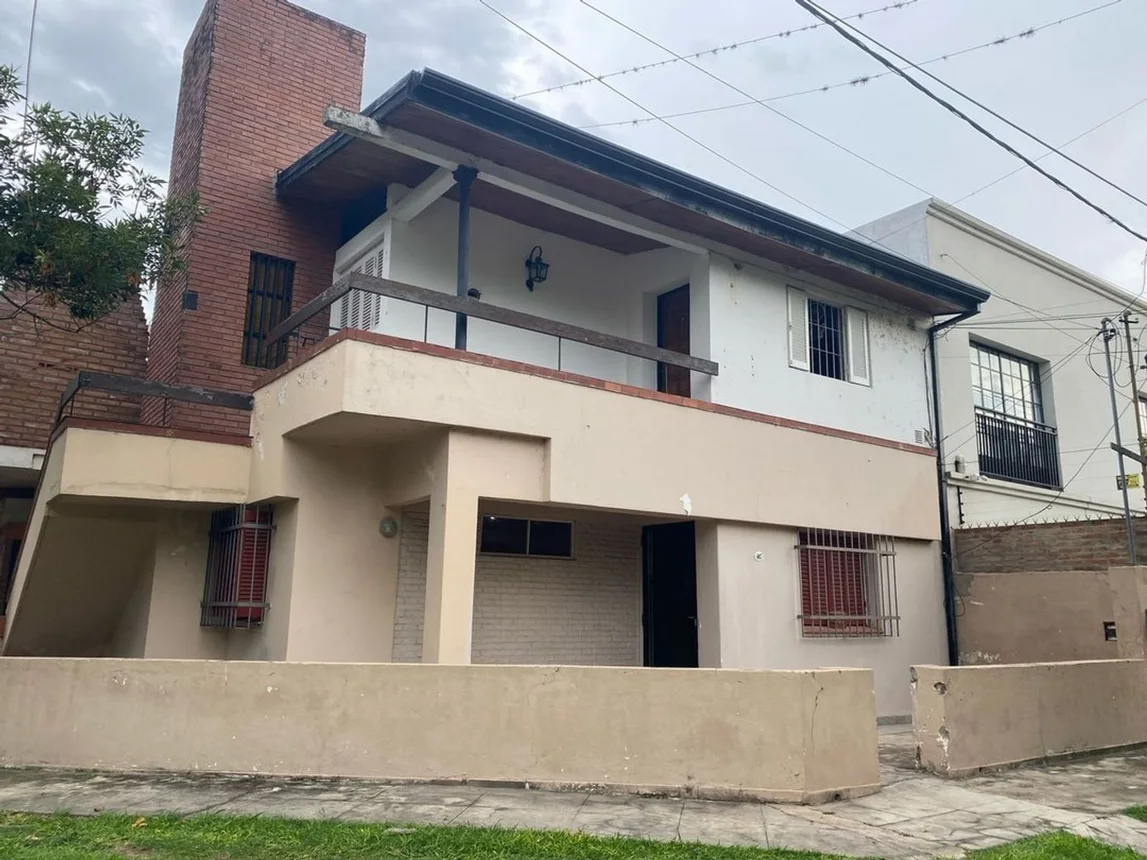 Casa de 3 ambientes en venta en Santa Fe, Talcahuano 7700