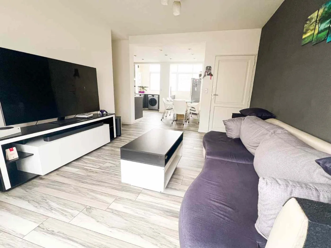 Departamento de 4 ambientes en venta en Liniers, Avenida Juan Bautista Justo 9100