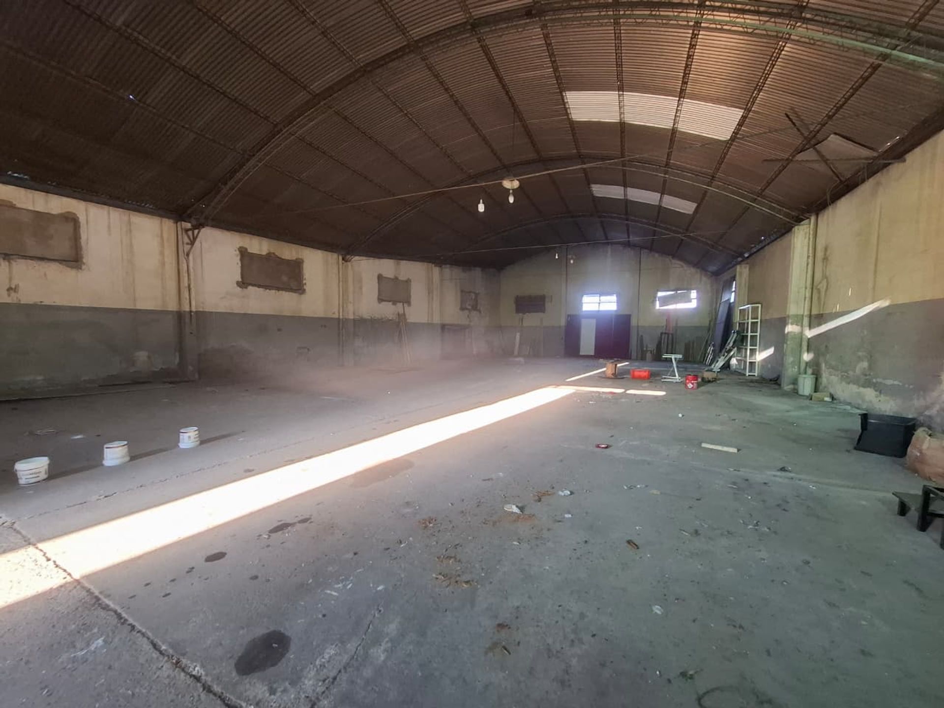 ALQUILER GALPON 406 M2 QUINTA SECCION MENDOZA