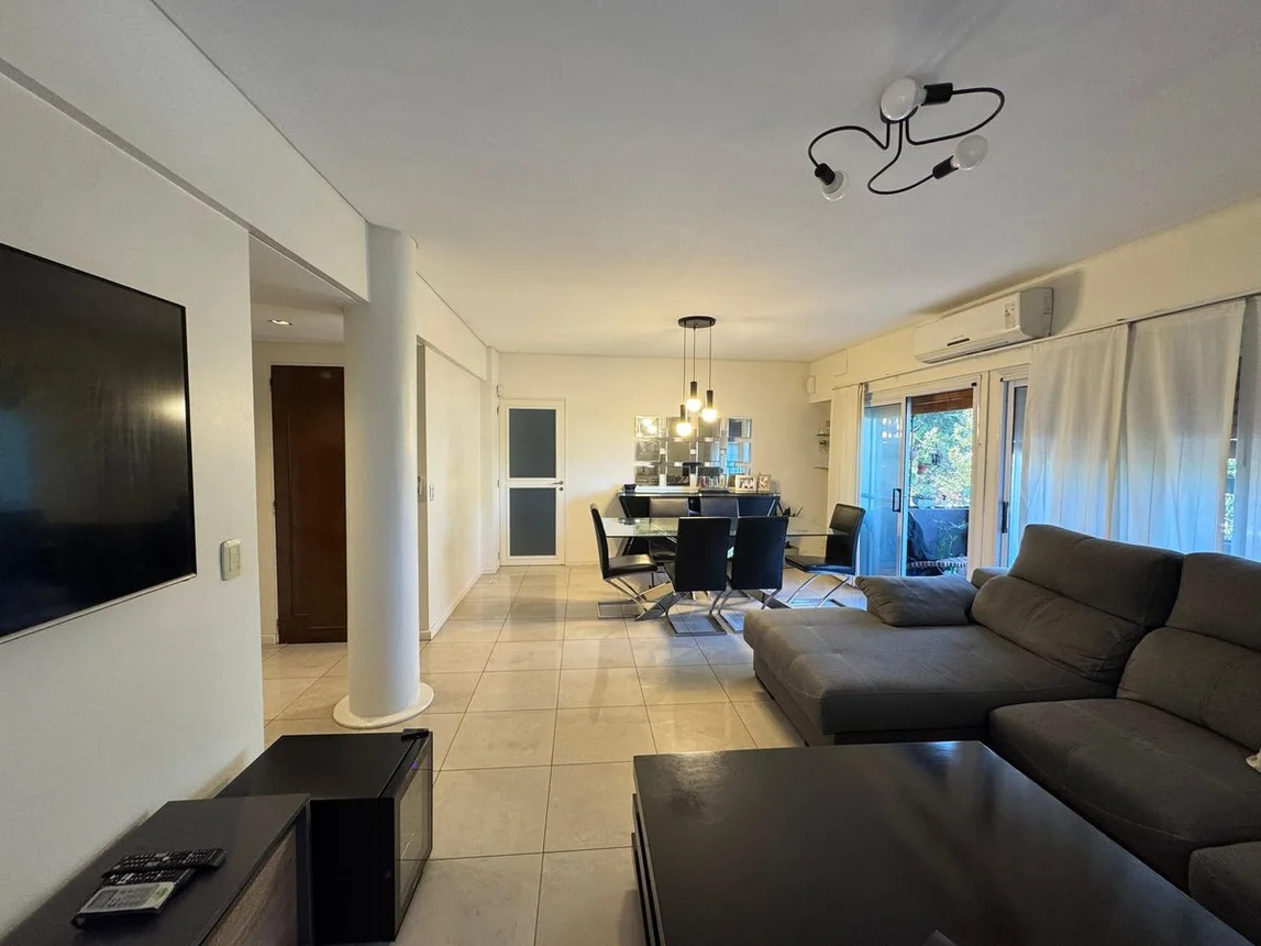 Venta depto 5 ambientes en versalles c/cochera, foto 3