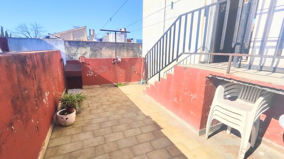 Foto 34 — CASA EN VENTA EN LANUS. INVERSION!