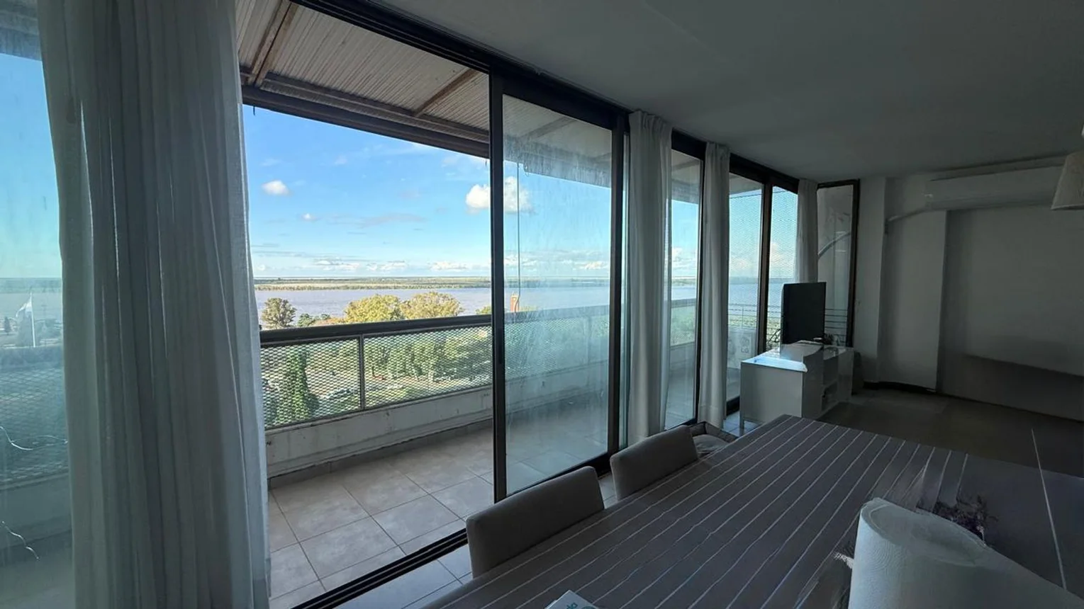 Departamento de 3 ambientes en venta en Rosario, San Luis 400, foto 2