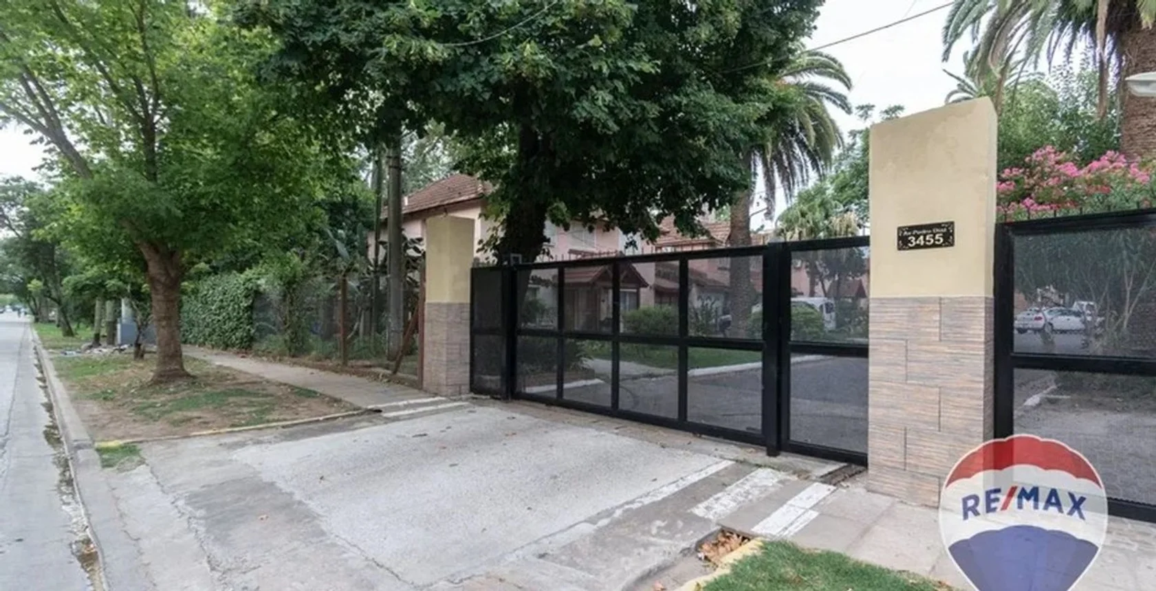 Casa dúplex en venta en Hurlingham