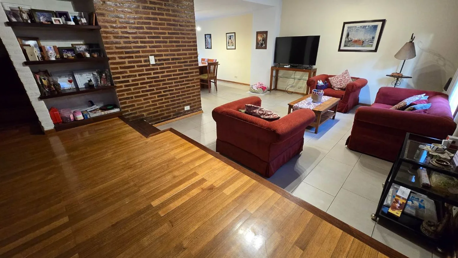 Casa de 6 ambientes en venta en Avellaneda, Banco Avellaneda 1800