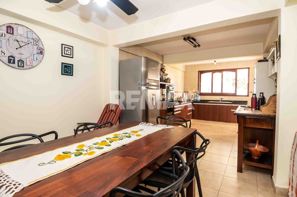 CASA VENTA EN SAN CARLOS ZONA SUR 5 DORMITORIOS - foto 11