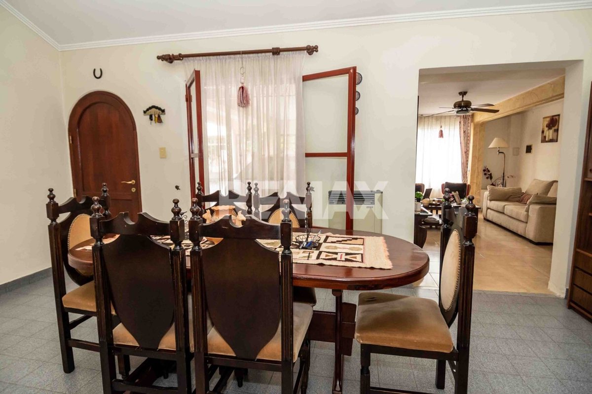 CASA VENTA EN SAN CARLOS ZONA SUR 5 DORMITORIOS - foto 8