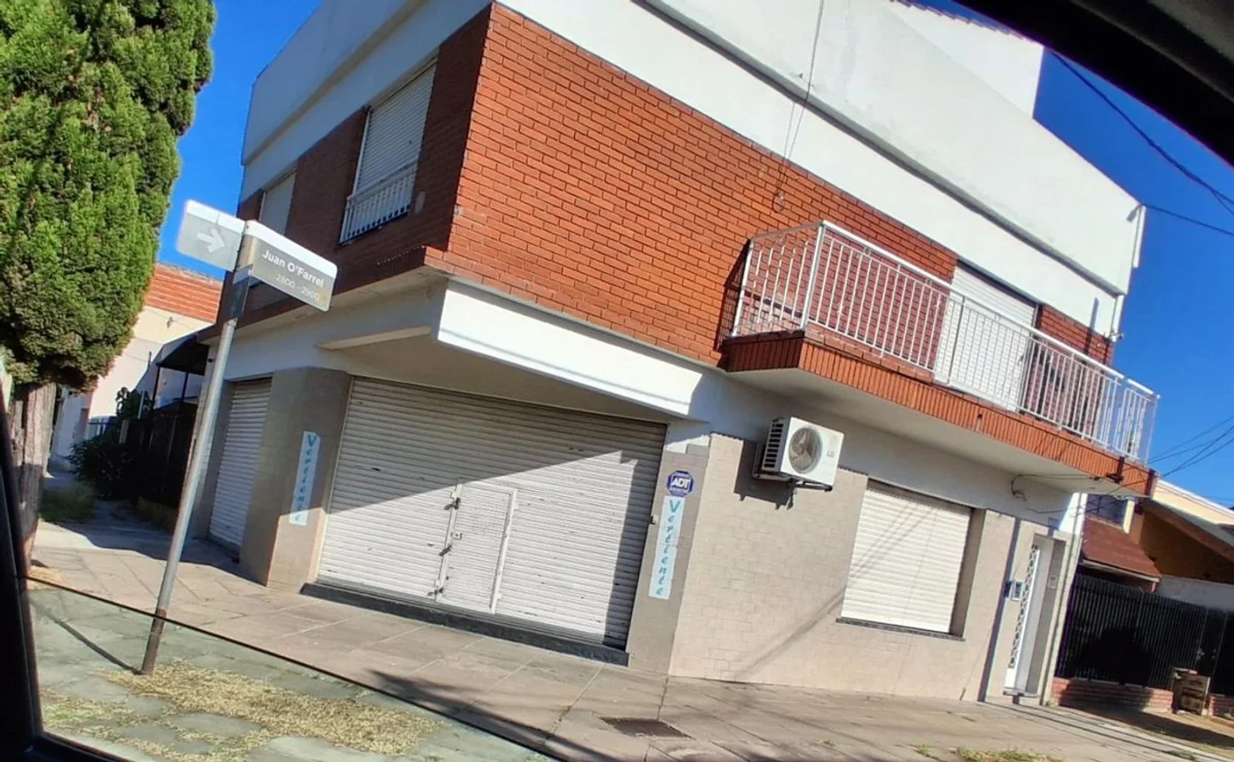 Venta dept 4 amb +local, foto 1