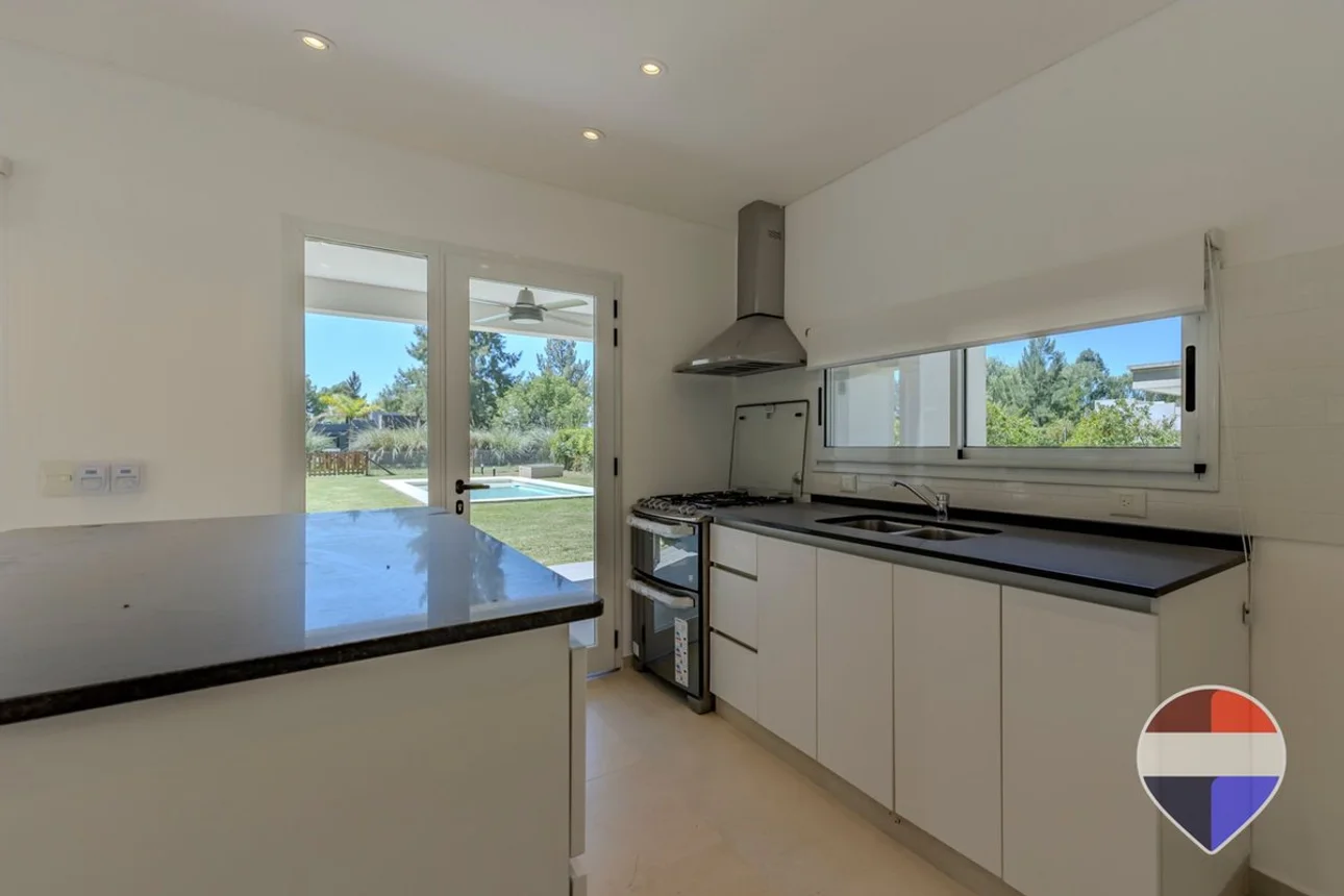 Casa en venta en La Plata, foto 4