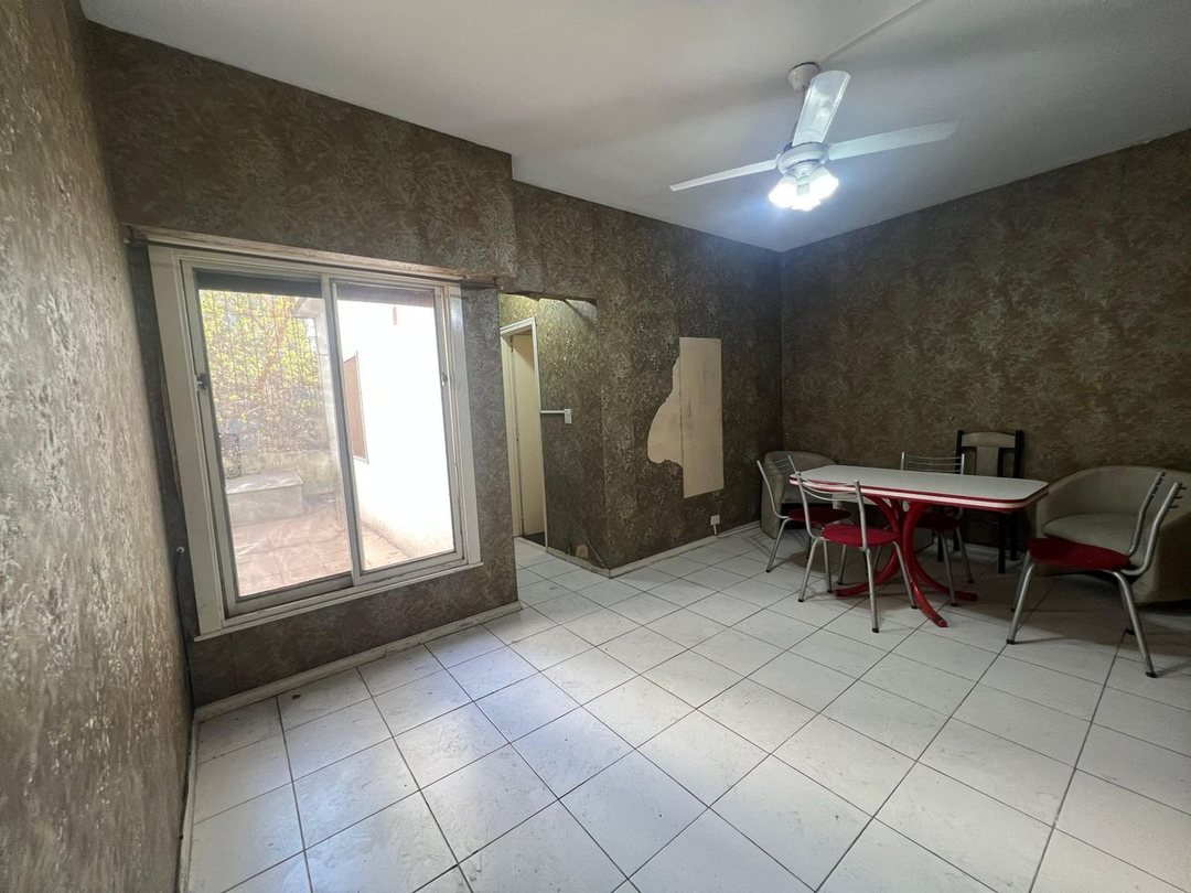 Departamento en venta 2 ambientes en Crisólogo Larralde 800, Moron, Moron, Buenos Aires