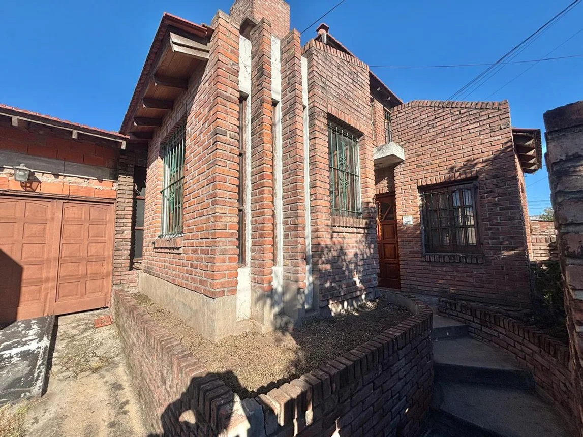 Casa tríplex en venta en Villa Tesei, foto 2