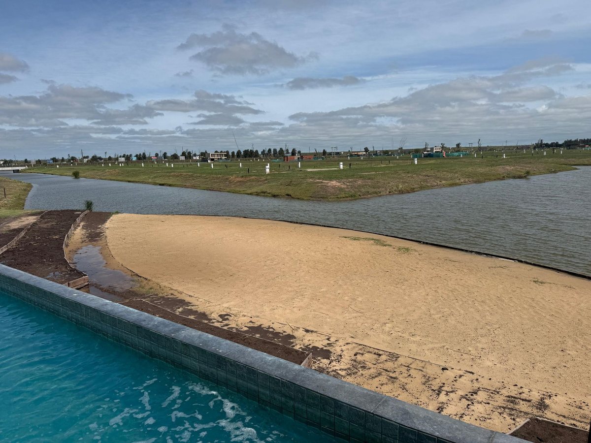 Foto 7 — VENTA LOTE FUNES LAKES FRENTE SUR - OPORTUNIDAD!!