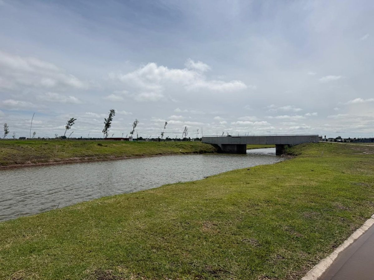 Foto 14 — VENTA LOTE FUNES LAKES FRENTE SUR - OPORTUNIDAD!!