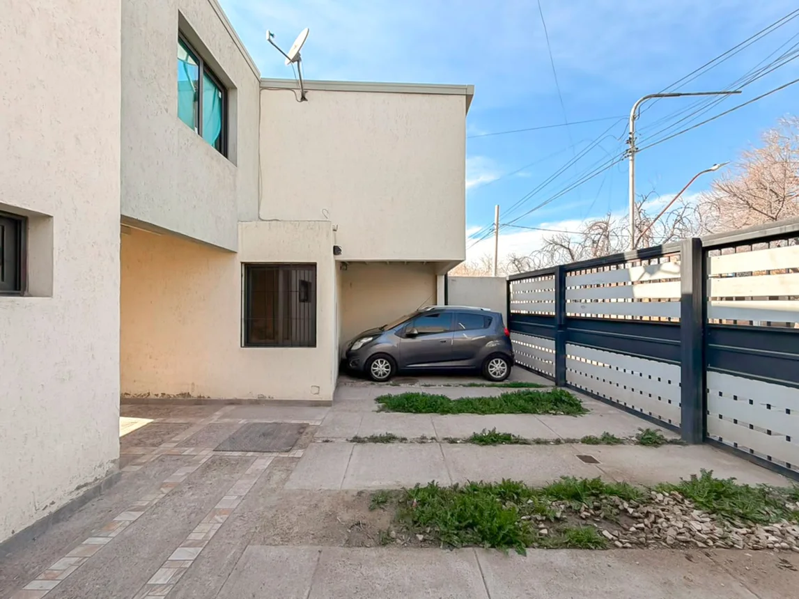 Dúplex de 3 ambientes en venta en Guaymallén, Fray Justo Santa María de Oro 500, foto 2