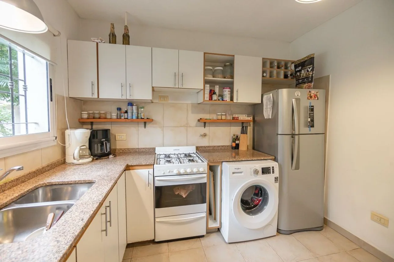 Casa tríplex en venta en Adrogué, foto 5
