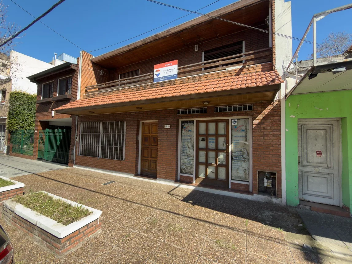 Casa dúplex en venta en Quilmes