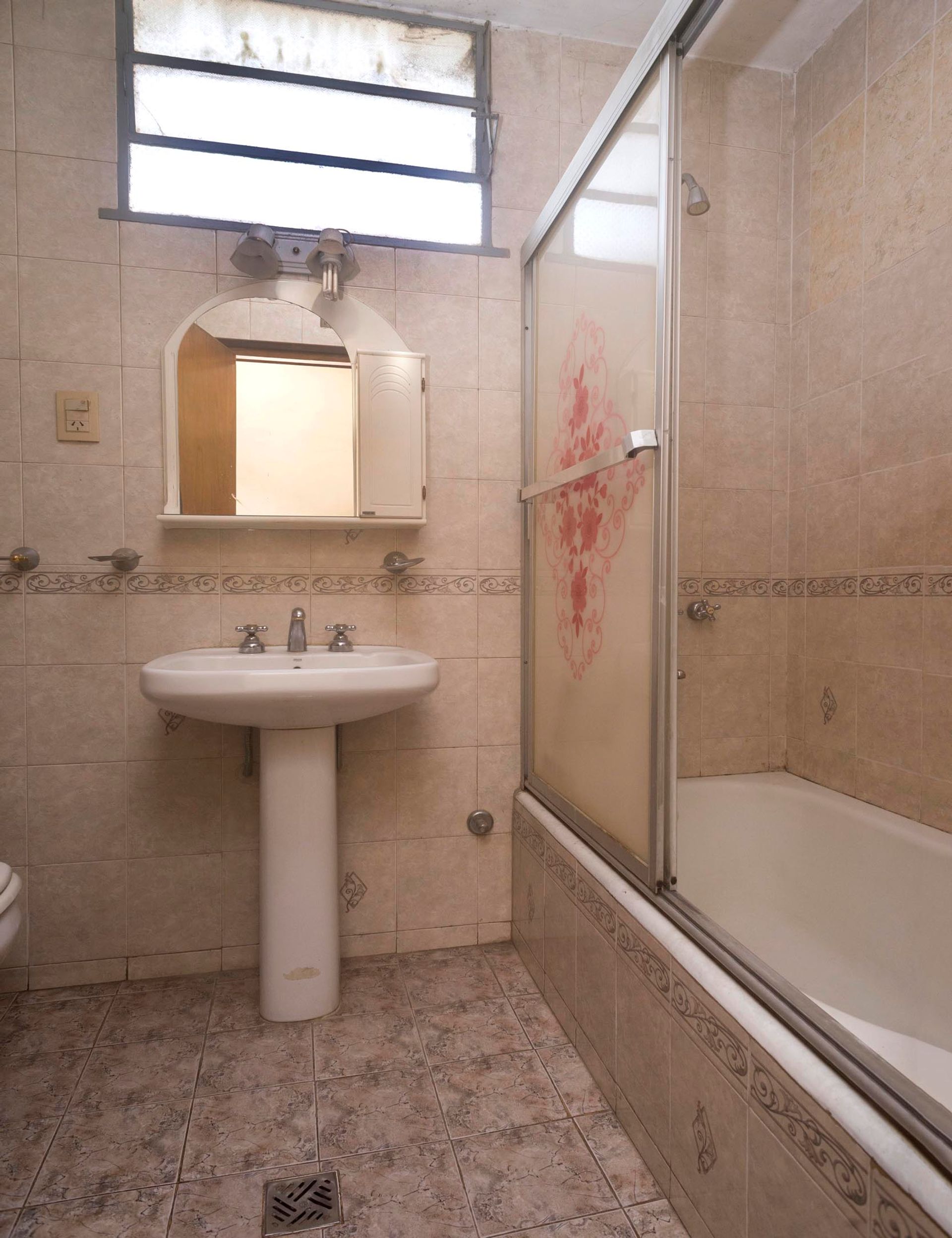 CASA 5 DORMITORIOS VENTA MACROCENTRO EN ESQUINA - foto 13