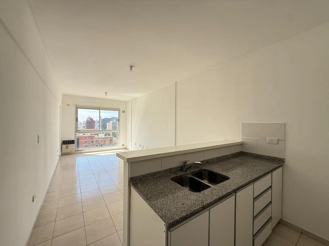 Monoambiente en venta en La Plata, 11 E/ 57 y 58 1200
