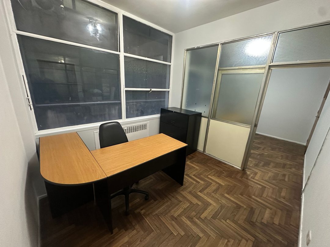 ALQUILER DE OFICINA DIVISBLE EN MICROCENTRO