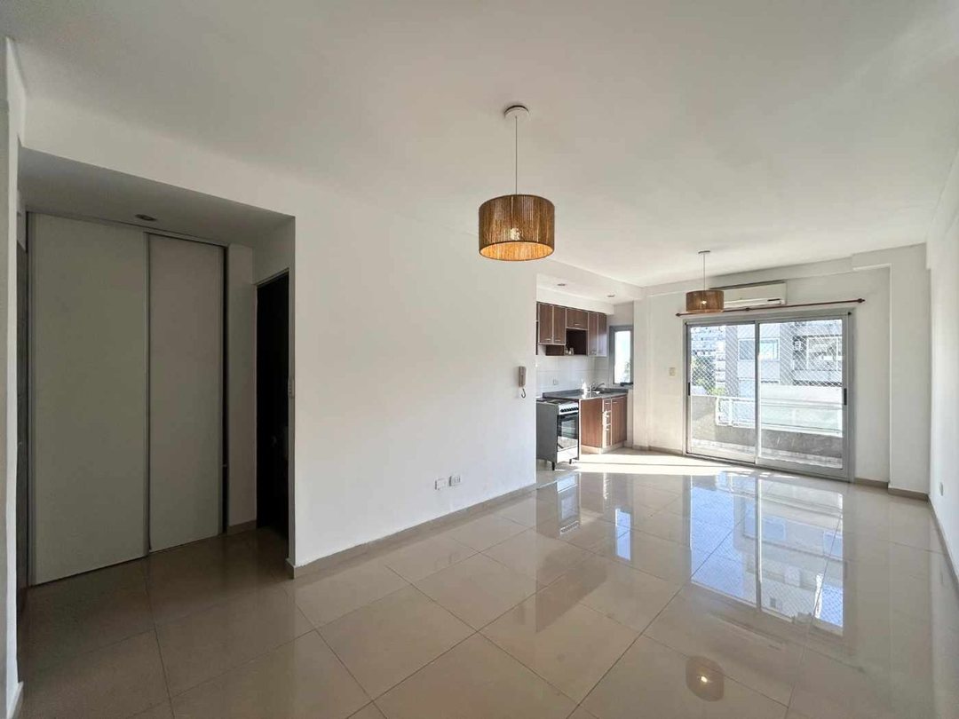 VENTA DEPTARTAMENTO MONOAMBIENTE SUBDIV. Y con SUM