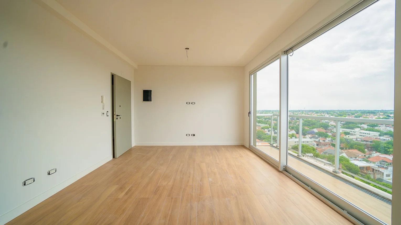 Departamento de 2 ambientes en venta en La Lucila, Avenida Maipú 3800