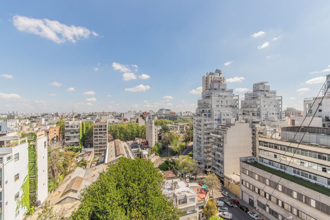 Venta Palermo depto 2 amb balcon piso alto