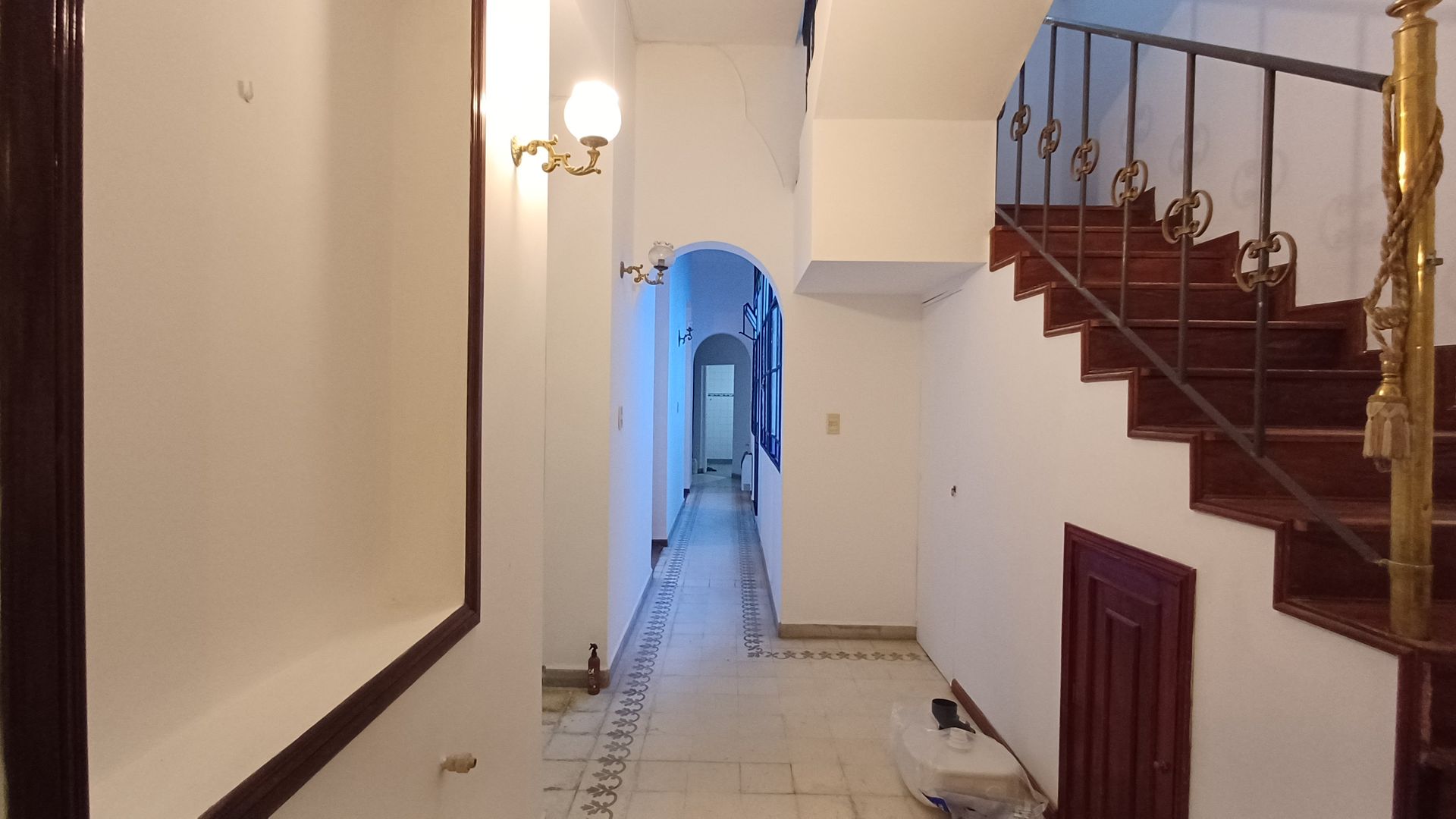 CASA ALQUILER APTA COMERCIAL LEGUIZAMON AL 400 - foto 3