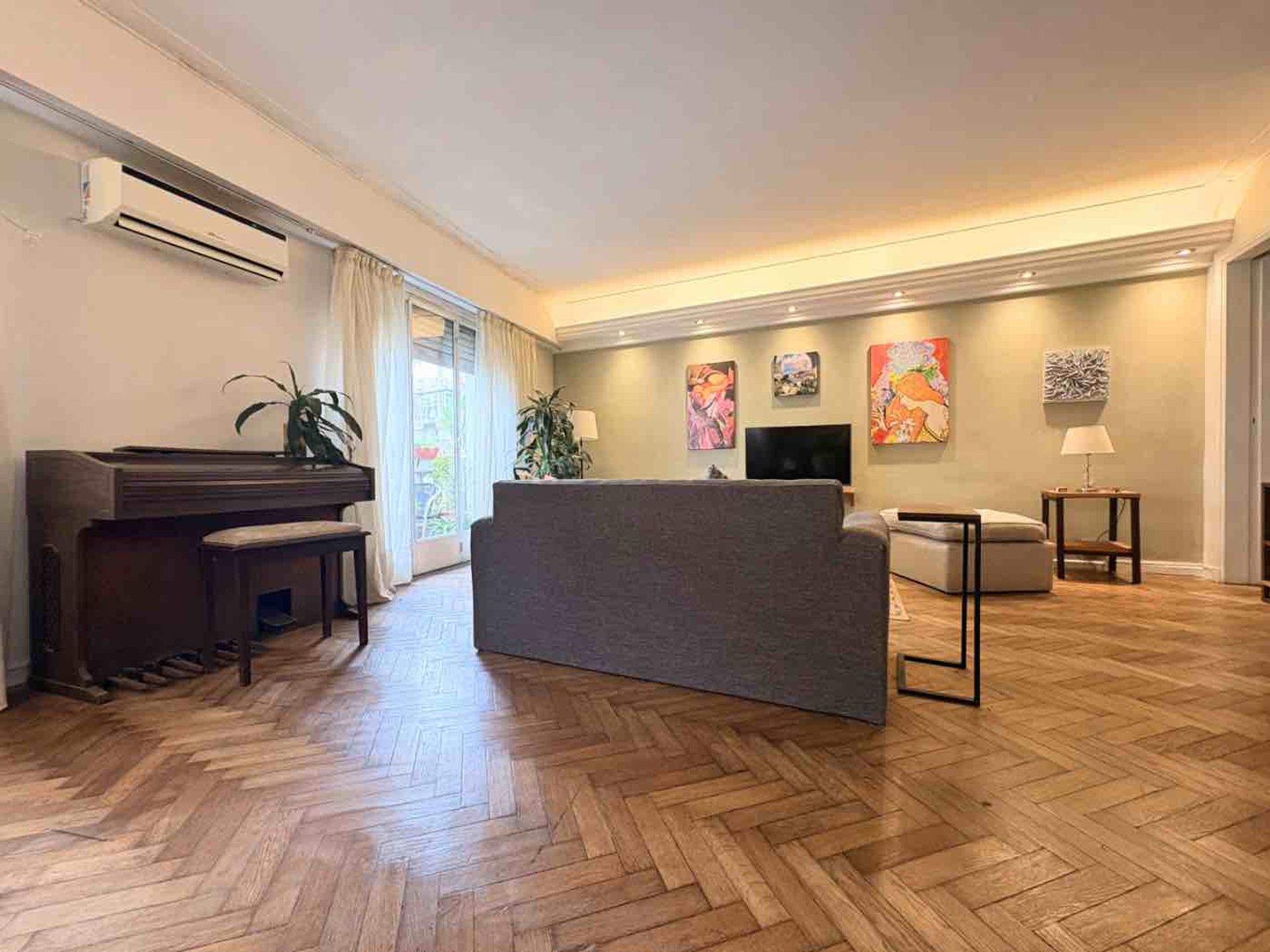 Foto 5 — Venta piso 4 amb. Barrio Norte, balcón A/credito