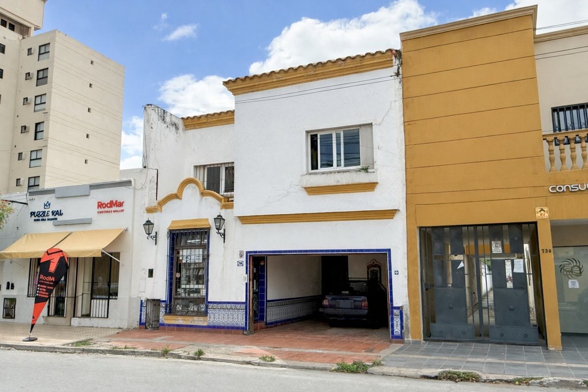 CASA + LOCAL COMERCIAL VENTA MACROCENTRO - foto 2