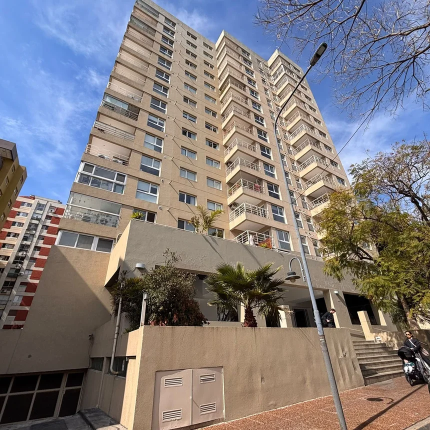Departamento en venta en Vicente López, Av. San Martín 800