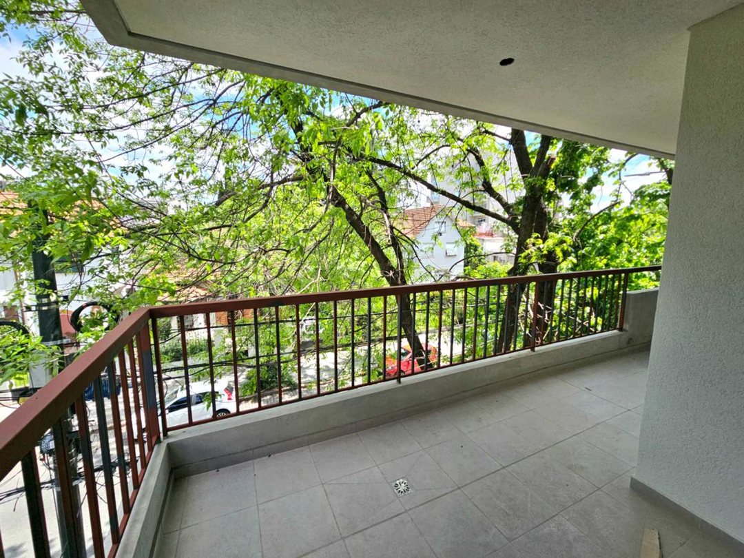 Venta 3 Ambientes 2 baños Comp. Balcón Coghlan