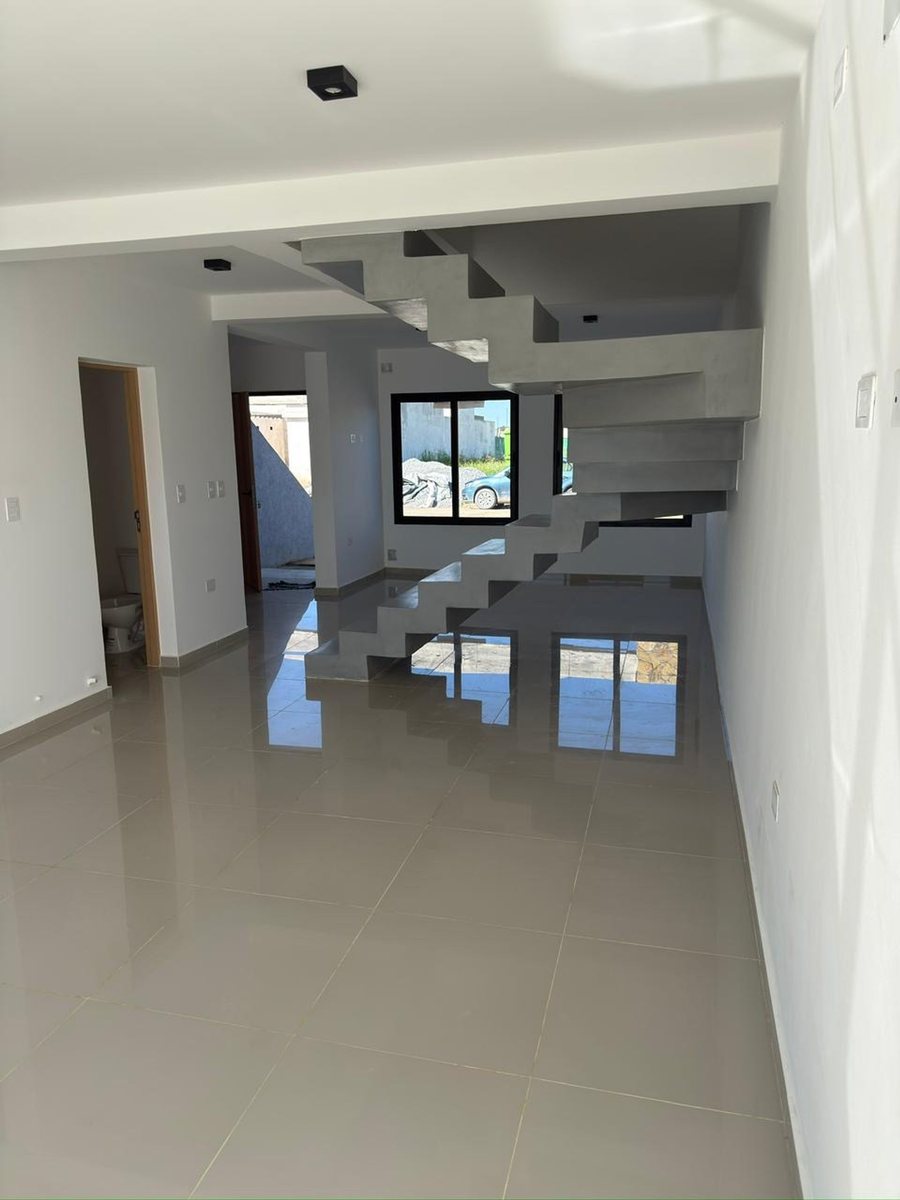DUPLEX VENTA A ESTRENAR VIA AURELIA 3 DORMITORIOS - foto 7