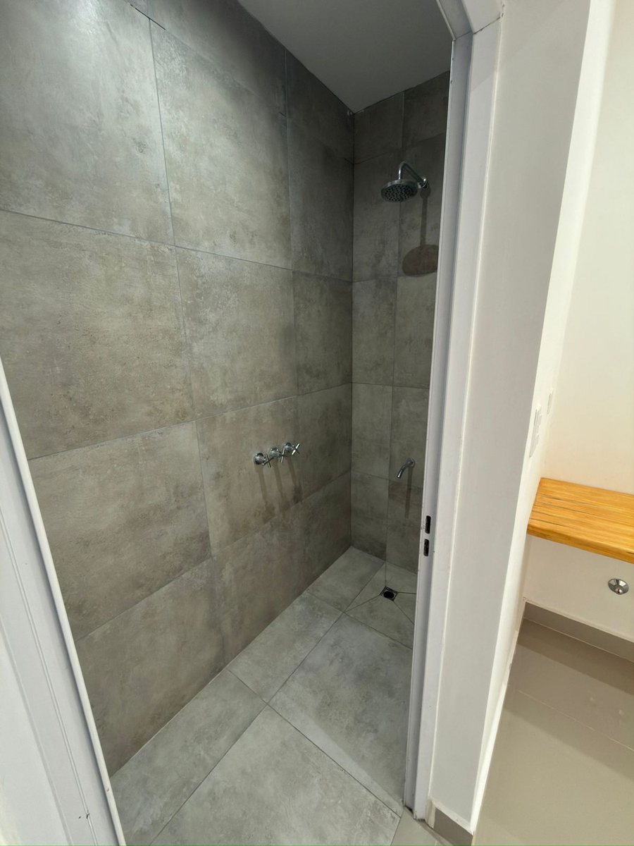DUPLEX VENTA A ESTRENAR VIA AURELIA 3 DORMITORIOS - foto 12