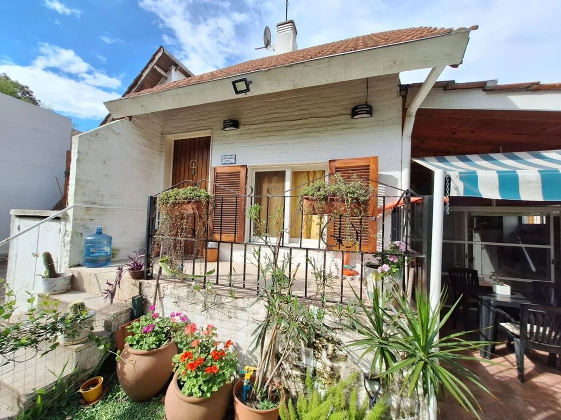 Casa de 3 ambientes en venta en Monte Grande, Azul 200, foto 2