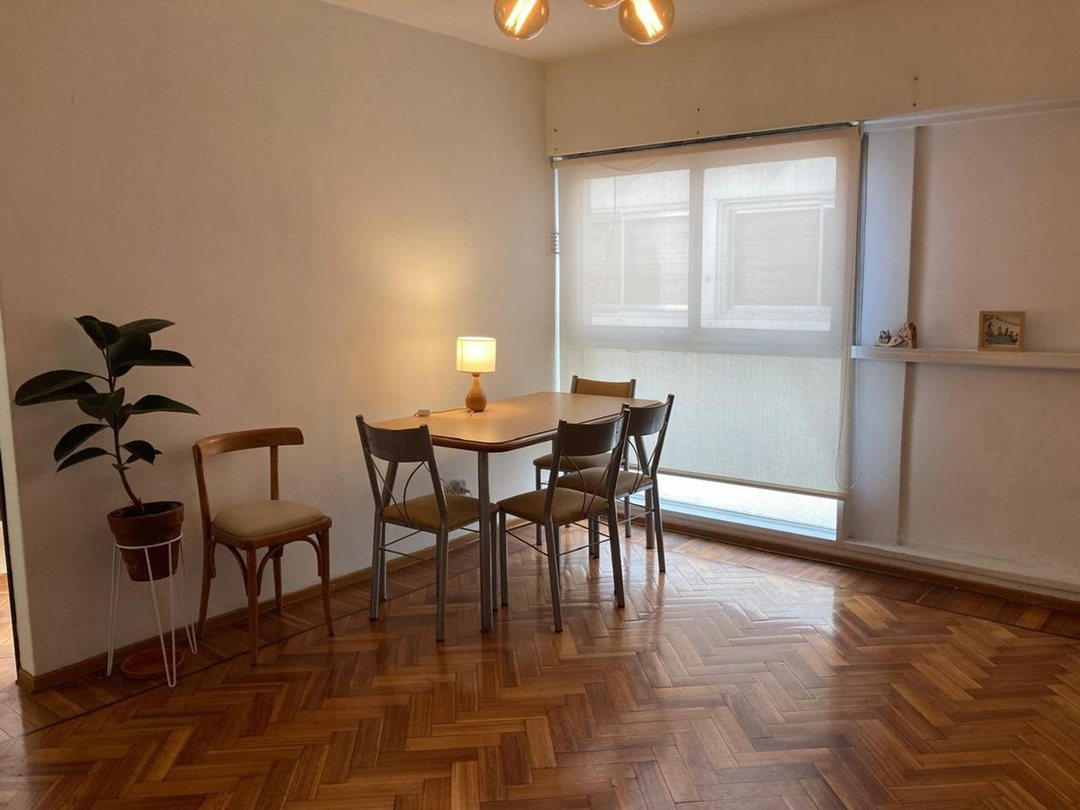 Venta departamento 2 ambientes flores luminoso