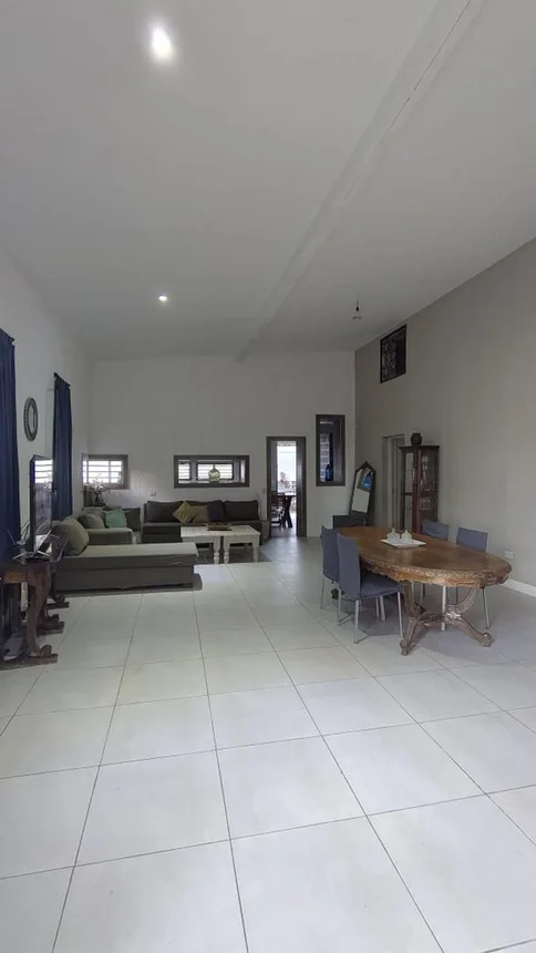 Amplia casa semi privado calle sanchez gllen, foto 1