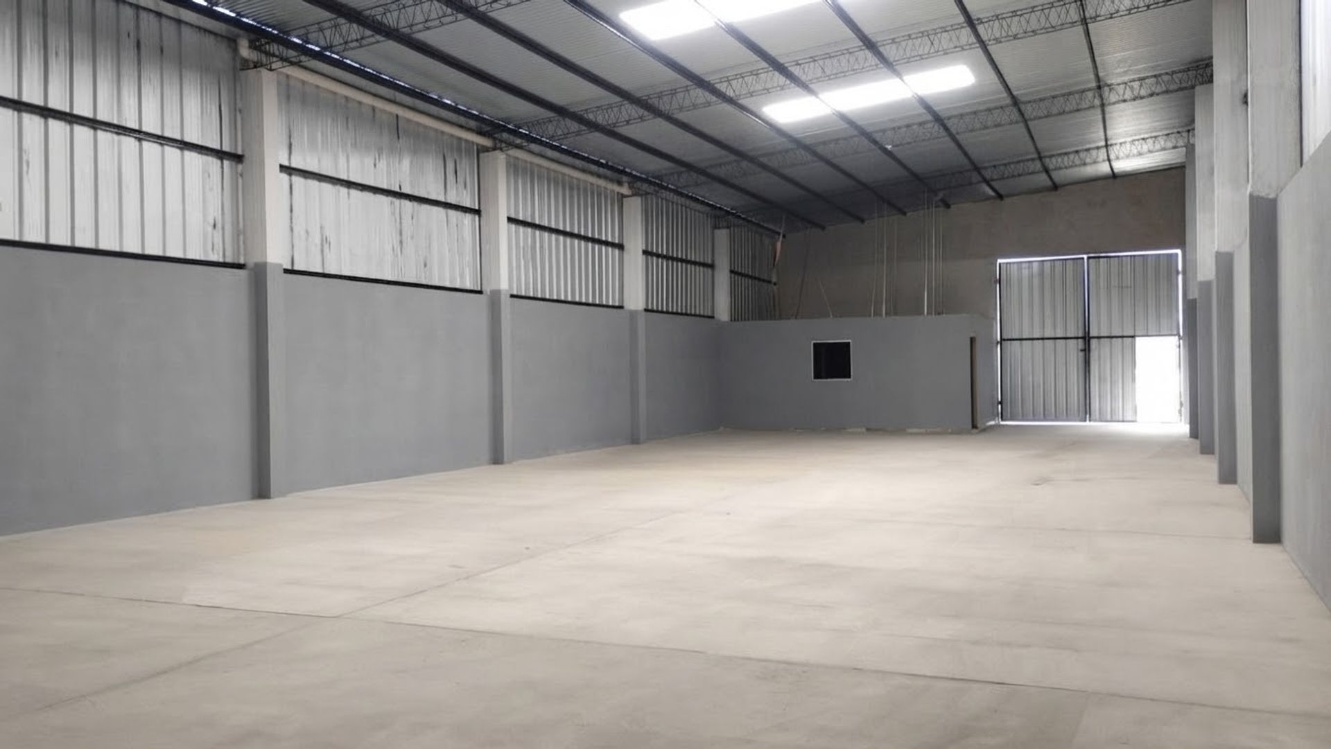 VENTA GALPON A ESTRENAR ZONA SUR 280 M2 - foto 4