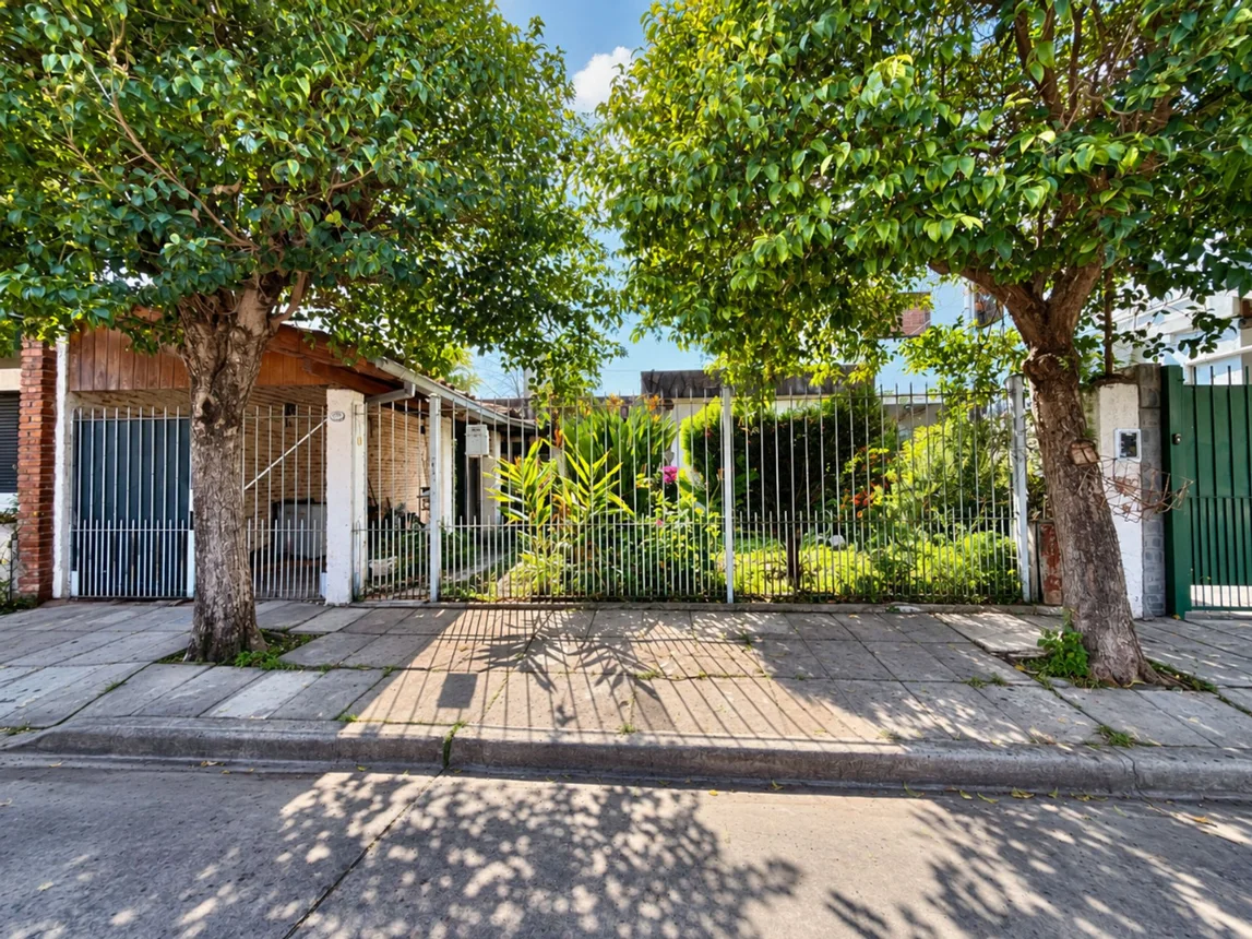 Casa en venta en Martínez, General Hornos 2700