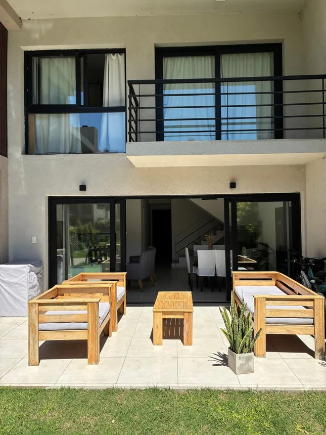 Dúplex en venta en Garín