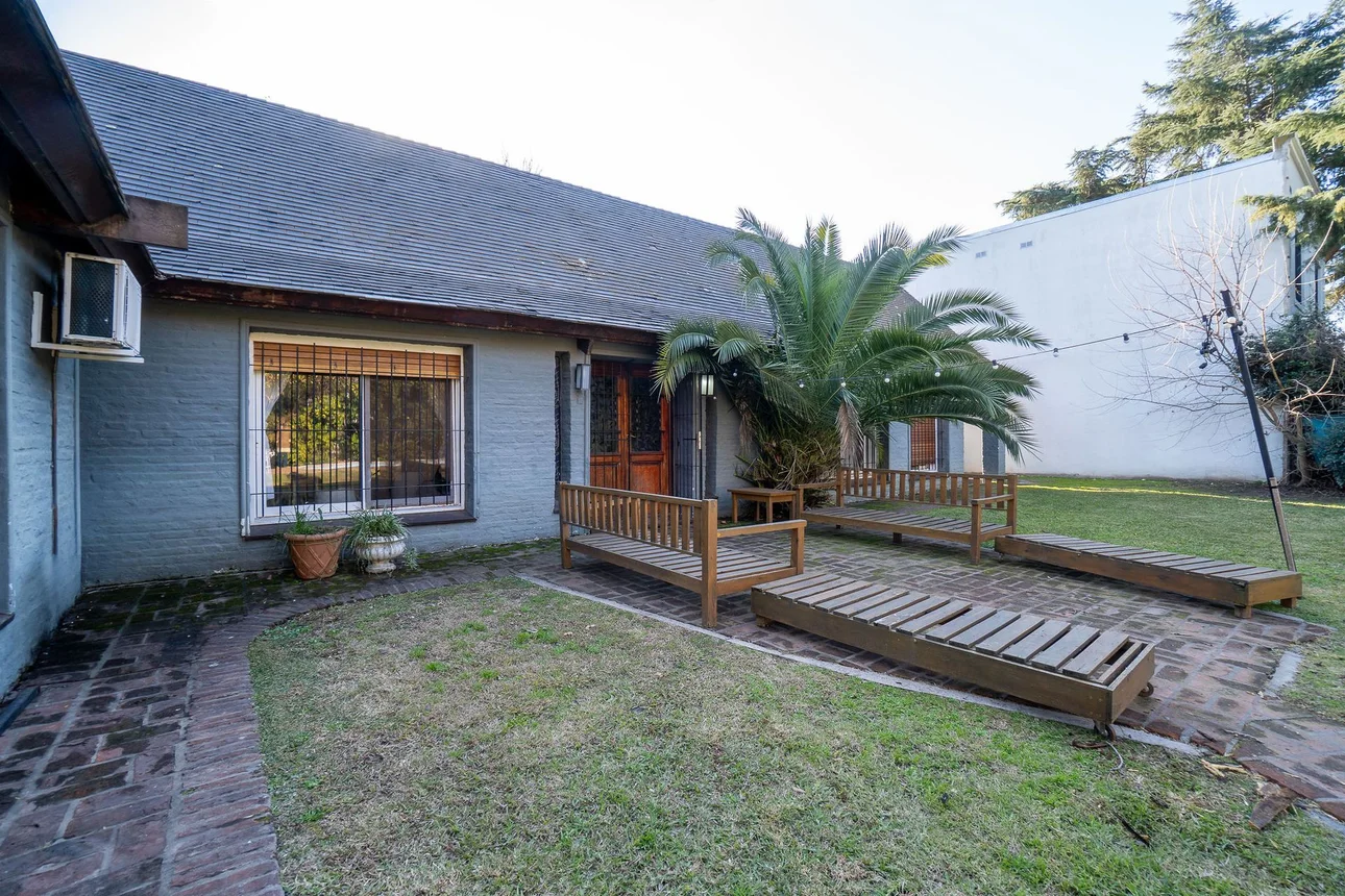 Casa de 6 ambientes en venta en San Miguel, Coronel L. M. Argüero 2200, foto 3