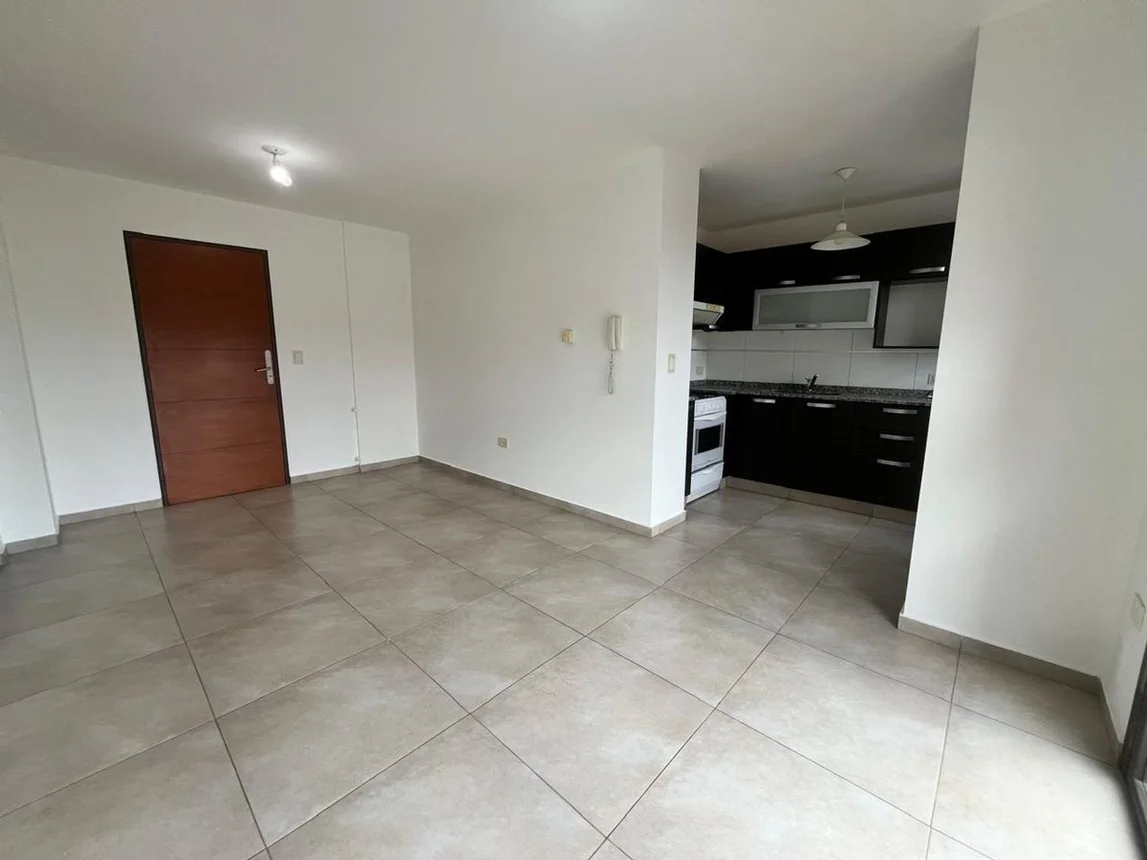 Departamento de 2 ambientes en alquiler en Córdoba, Lima 1000