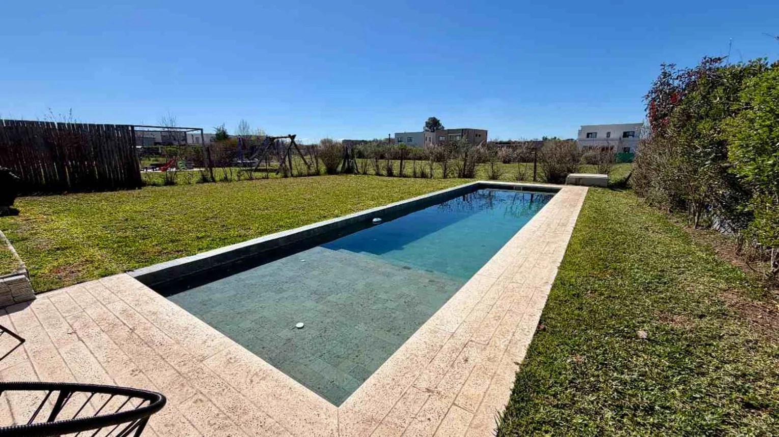 Casa en venta en Pilar, foto 2