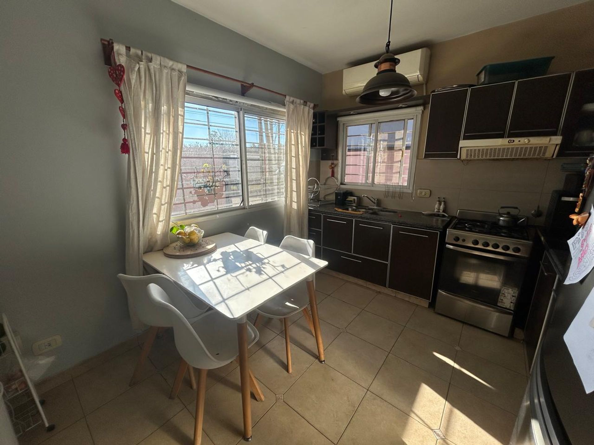 Foto 3 — VENTA CASA 4AMB ITUZAINGO PB PILETA COCHERA 400M2