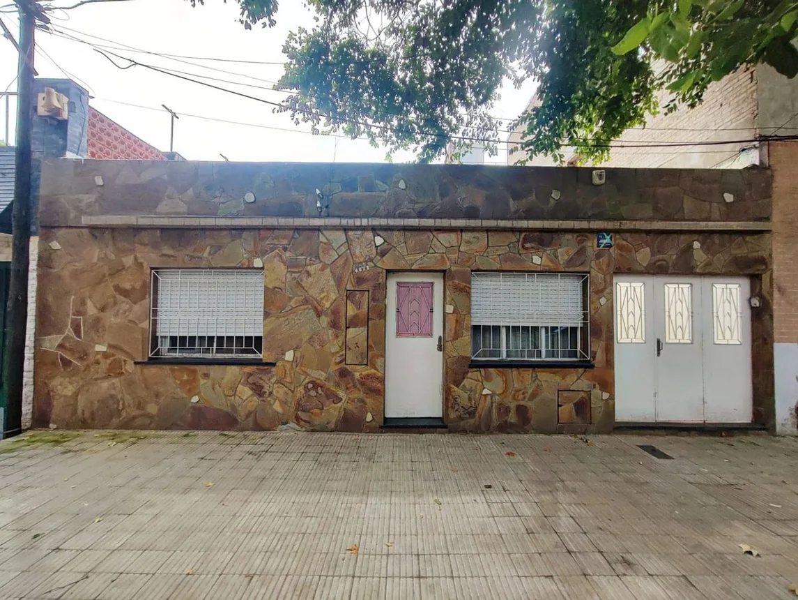 Casa en brown 4038, foto 1