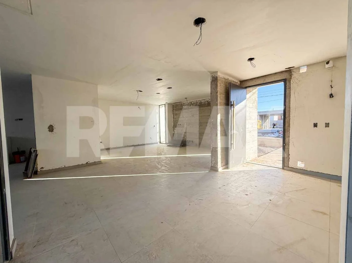 Casa en venta en Neuquén, foto 3
