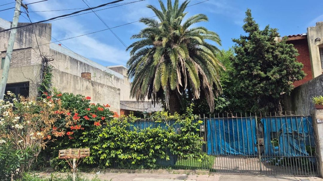 Galpón + Casa Oportunidad de Inversión Lote 559 m2