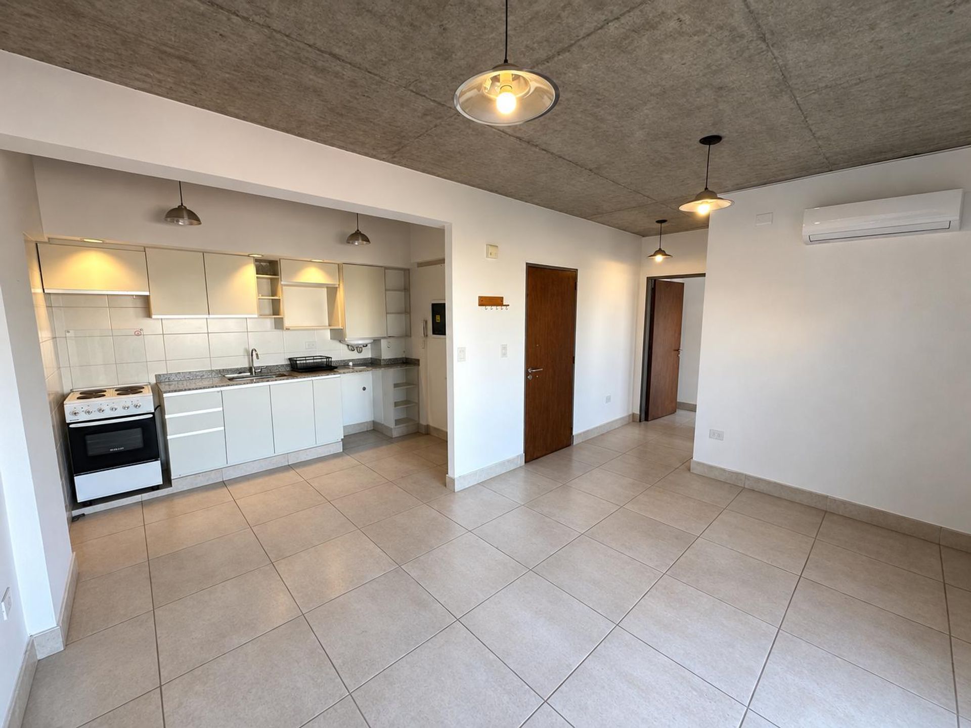 DEPARTAMENTO 1 DORM VENTA CON AMPLIO BALCON - foto 4