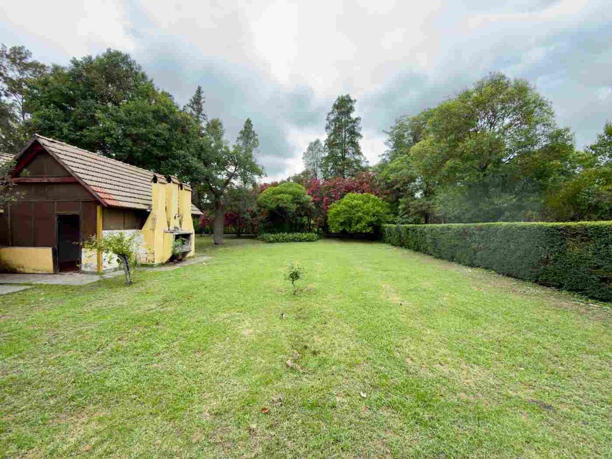 CASA EN VENTA CON TERRENO 1 HECTAREA RUTA 68 - foto 2