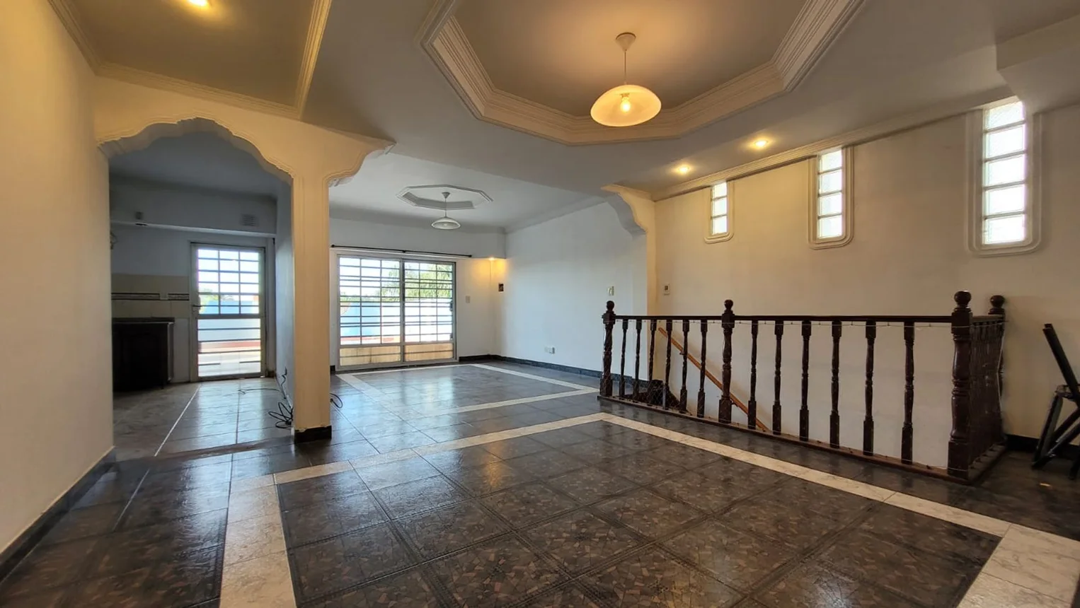Piso de 5 ambientes en venta en Lanús Oeste, Carlos Guido y Spano 800, foto 2