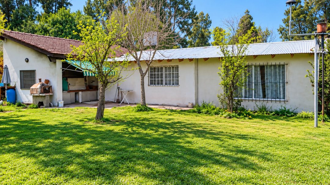 LOTE CON VIVIENDA, EXCELENTE POTENCIAL EN CAÑUELAS