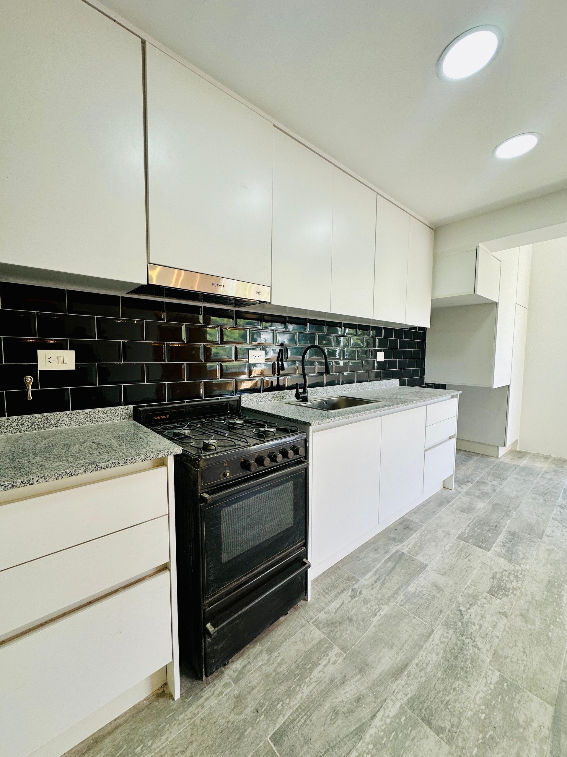 DEPARTAMENTO 3 DORM VENTA - DUEÑO ACEPTA PERMUTA - foto 4